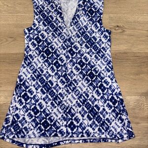 Rose & Olive | Flowy Blue and White Women's Top‎ | Excellent Used Condition | S